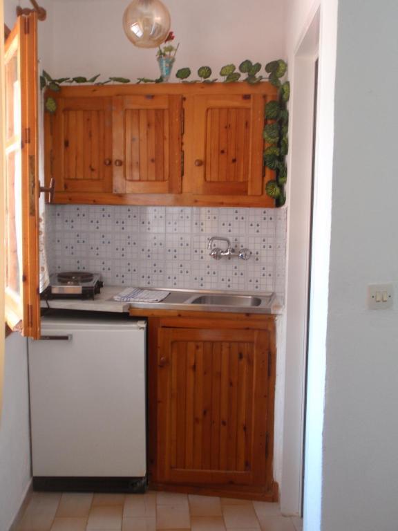 Korina Studios Paleokastritsa Luaran gambar